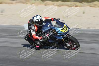 media/Oct-04-2025-CVMA (Sat) [[408bcdd6e4]]/Race 15-Femmewalla-Femmewalla UL/